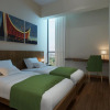 Отель Whiz Prime Hotel Khatib Sulaiman Padang, фото 5