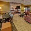 Отель Hampton Inn Crossville, фото 2