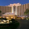 Отель Sheraton San Diego Hotel & Marina в Сан-Диего