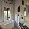 Отель Wildtrack Safaris Eco Lodge, фото 8