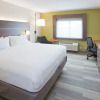 Отель Holiday Inn Express Roseville-St. Paul, an IHG Hotel, фото 31