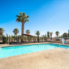 Отель Homestay Suites - Studios & Spas, фото 12