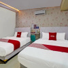 Отель OYO 91689 Homestay Syariah Imah 2, фото 6