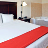 Отель Holiday Inn Express Hotel & Suites Athens, an IHG Hotel, фото 3