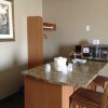 Отель Petawawa River Inn and Suites, фото 11