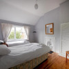 Отель Maintenance, Transport, Medical Teams Bargain, 3 Bed Detached House, Mold, Sleeps 1 to 5, фото 4