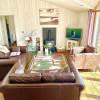 Отель Holiday Lettings Beech Lodge - Stunning 6-bed King, фото 11