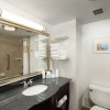 Отель Hampton Inn & Suites Barrie, фото 10