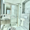 Отель DongDong Skyview APT in Landmark81 Tower, фото 11