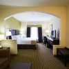 Отель Holiday Inn Express Hotel and Suites Nacogdoches, an IHG Hotel, фото 2