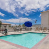 Отель Studio 6 Suites Hesperia, CA – West Main Street – I-15, фото 10