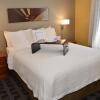 Отель Towneplace Suites by Marriott East Lansing, фото 7