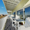 Отель Chic Beachside W/ Pool & Bayfront Balcony 3 Bedroom Condo, фото 15