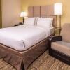 Отель Candlewood Suites Kansas City-Overland Park, фото 4