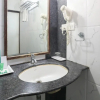 Отель Treebo Select Grand Premier Suites, фото 9