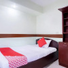 Отель OYO 166 Maanyag Pension House, фото 20