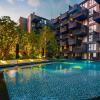 Отель D189 - Convenient apartment in The Deck condo, pool, gym and laundry room., Patong, Phuket, Thailand, фото 6