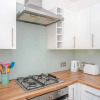 Отель Modern & Spacious 2 Bedroom Flat Near Clapham Common, фото 3