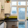 Отель Lovely Home for 2 Near Station, фото 8
