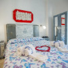 Отель Room in Guest Room - Versomare - Room Grecale, фото 3