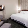 Отель Courtyard by Marriott Wichita East, фото 3