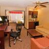 Отель Quality Suites Addison - Dallas, фото 6