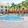 Отель Holiday Inn Express Clearwater East - Icot Center, an IHG Hotel, фото 18