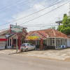 Отель RedDoorz Plus near Pantai Barat, фото 23