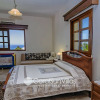 Отель Away-from-it-all, Exceptional Sea Views Sleeps 10, фото 30