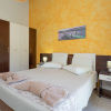 Отель Villa Popi Large Private Pool Walk to Beach A C Wifi - 2820, фото 18