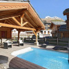 Отель Beautiful 14-person chalet with sauna and private swimming pool in Les Deux Alpes, фото 4
