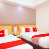 Отель Oyo 89866 Houz Inn, фото 26