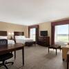 Отель Hampton Inn & Suites Brunswick, фото 3