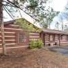 Отель Resting Bears - Three Bedroom Cabin, фото 1