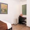 Отель St James Cosy Home - Best Value, фото 13
