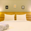 Отель Comfortable Studio (No Kitchen) Apartment at Mustika Golf Residence, фото 7