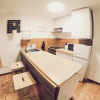 Отель Lollipop Flats City Centre Petit Suite, фото 7