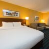 Отель Fairfield Inn & Suites by Marriott Burlington, фото 2
