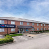 Отель Travelodge Ashbourne, фото 1