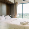 Отель Modern and Cozy Studio at Sky House BSD Apartment, фото 1