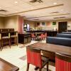 Отель Comfort Suites Airport, фото 28