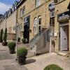 Отель Bradford Apartments Flat 96 в Брэдфорде