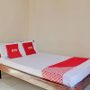 Отель Oyo 92961 Amor Kost, фото 16