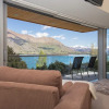 Отель Lakeside Rd - Lake Views - Sleeps 10, фото 4