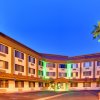 Отель Holiday Inn Express La Mesa Near SDSU, an IHG Hotel в Ла-Месе