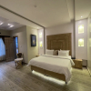 Отель God's Touch Apartment, фото 5