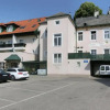 Отель Self-Check-in Hotel VinoQ Mistelbach, фото 1