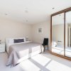 Отель Bright and Modern 1 Bedroom Flat in The Centre of London, фото 3