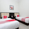 Отель OYO 2028 Wisma Jepara, фото 7