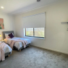 Отель Relax 5 BRM Rental house near Melton, фото 4